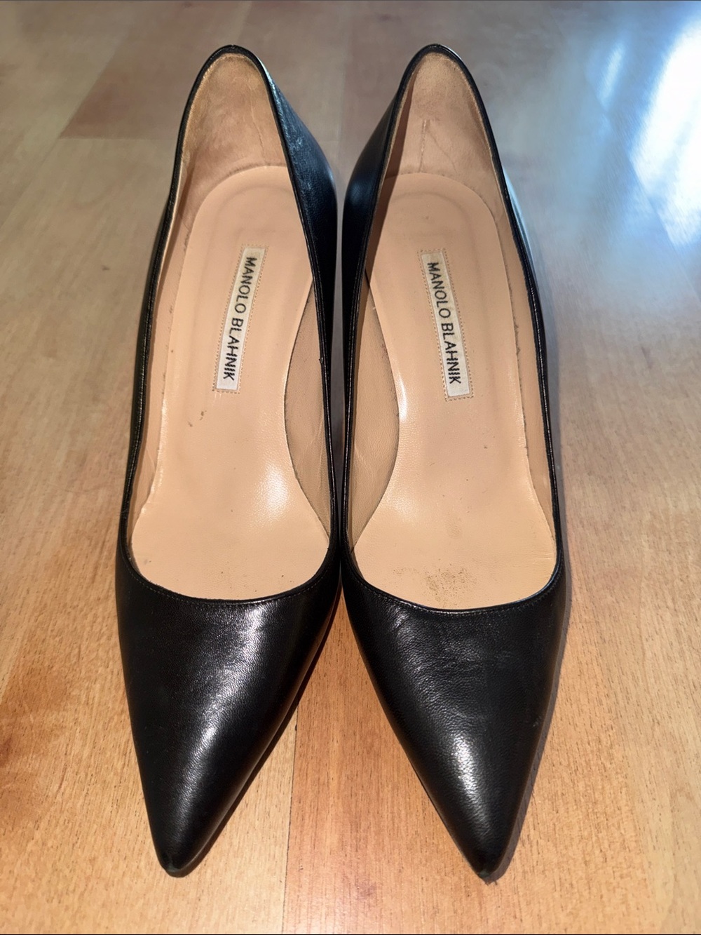 Manolo Blahnik Black Pointed-Toe Leather Pumps
